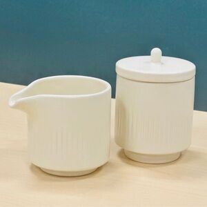 Magenta Citrine Ribbed Ceramic Creamer & Sugar Jar Set